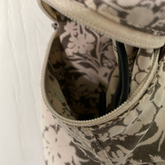 Patagonia Men’s Like New Swim Shorts Floral Brown White Adjustable Size 36 Waist - Picture 4 of 6